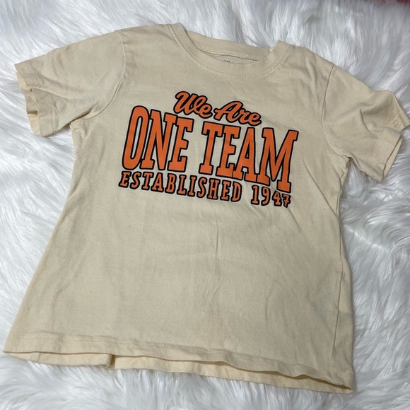 H&M Toddler 5T Boy Short Sleeve Shirt - Picture 2 of 11